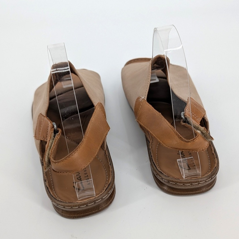 Clarks Artisan Leather Sarla Forte Slingback Sandals Whipstitch Taupe Womens 9 M - Picture 4 of 6
